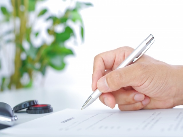 トラックの売却契約